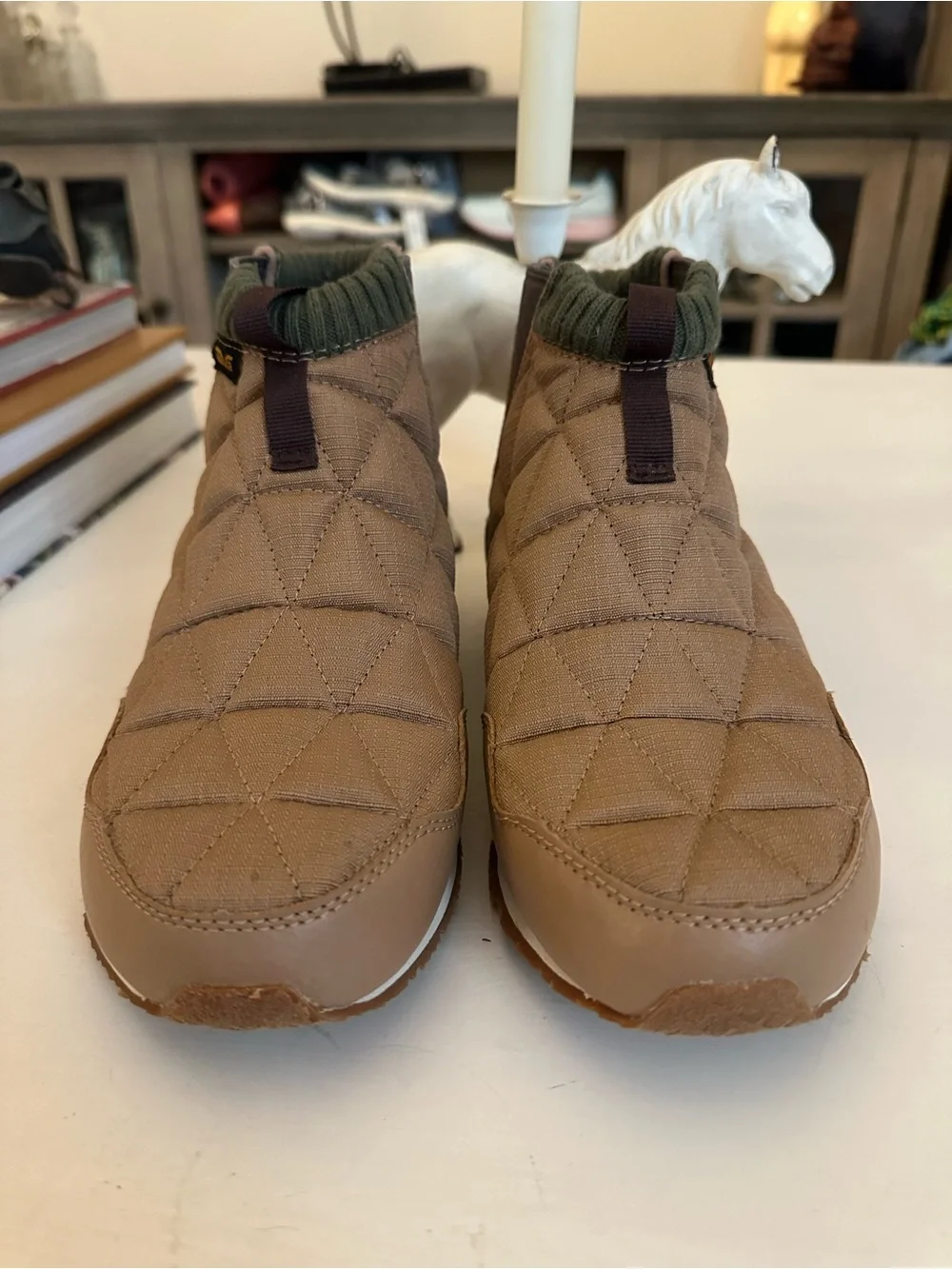 LIKE NEW Teva Women’s ReEmber Quilted Mid Ankle Boots - 7